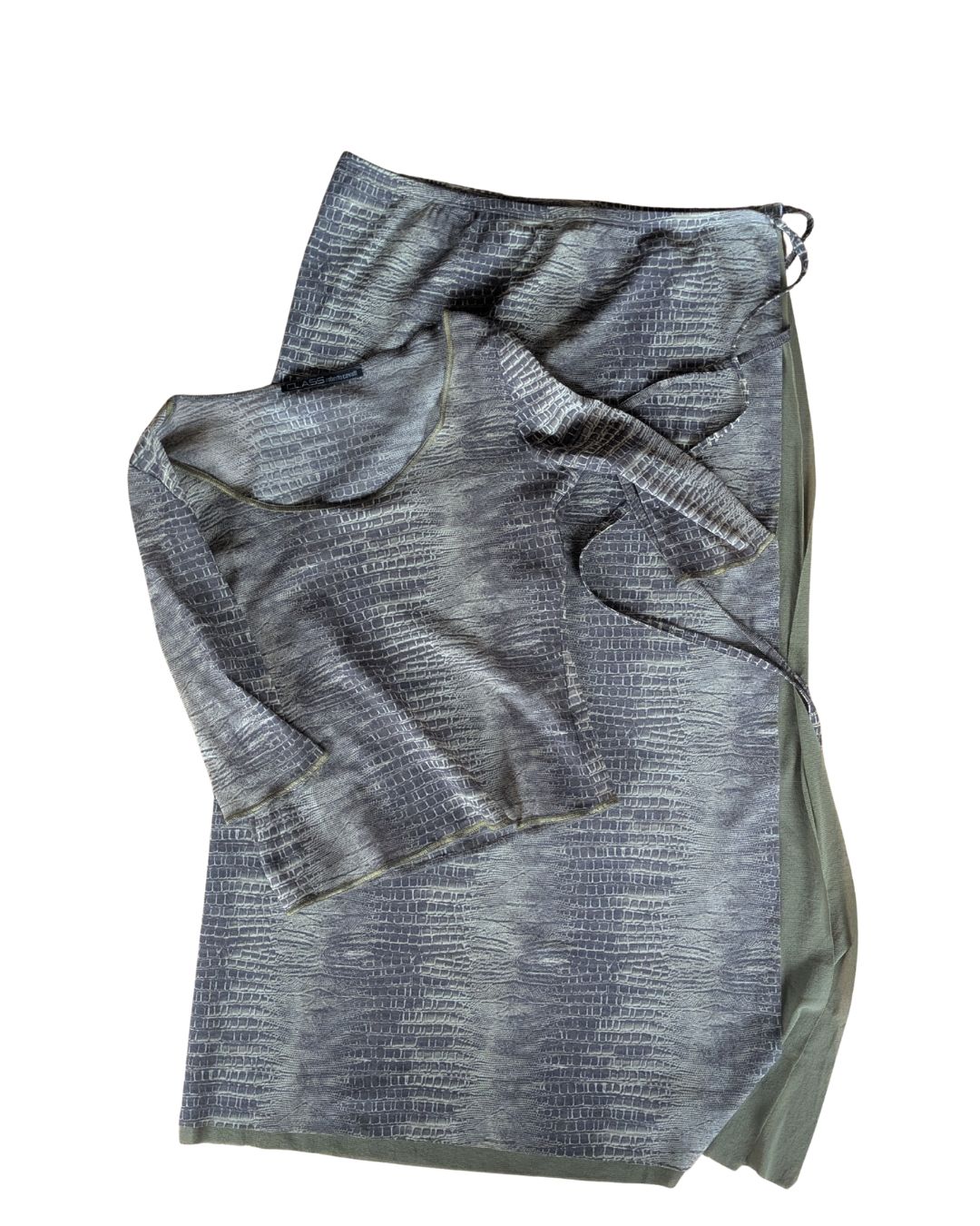 Class Roberto Cavalli S/S 2001 Green Crocodile Print Mesh Top & Wrap Skirt Set