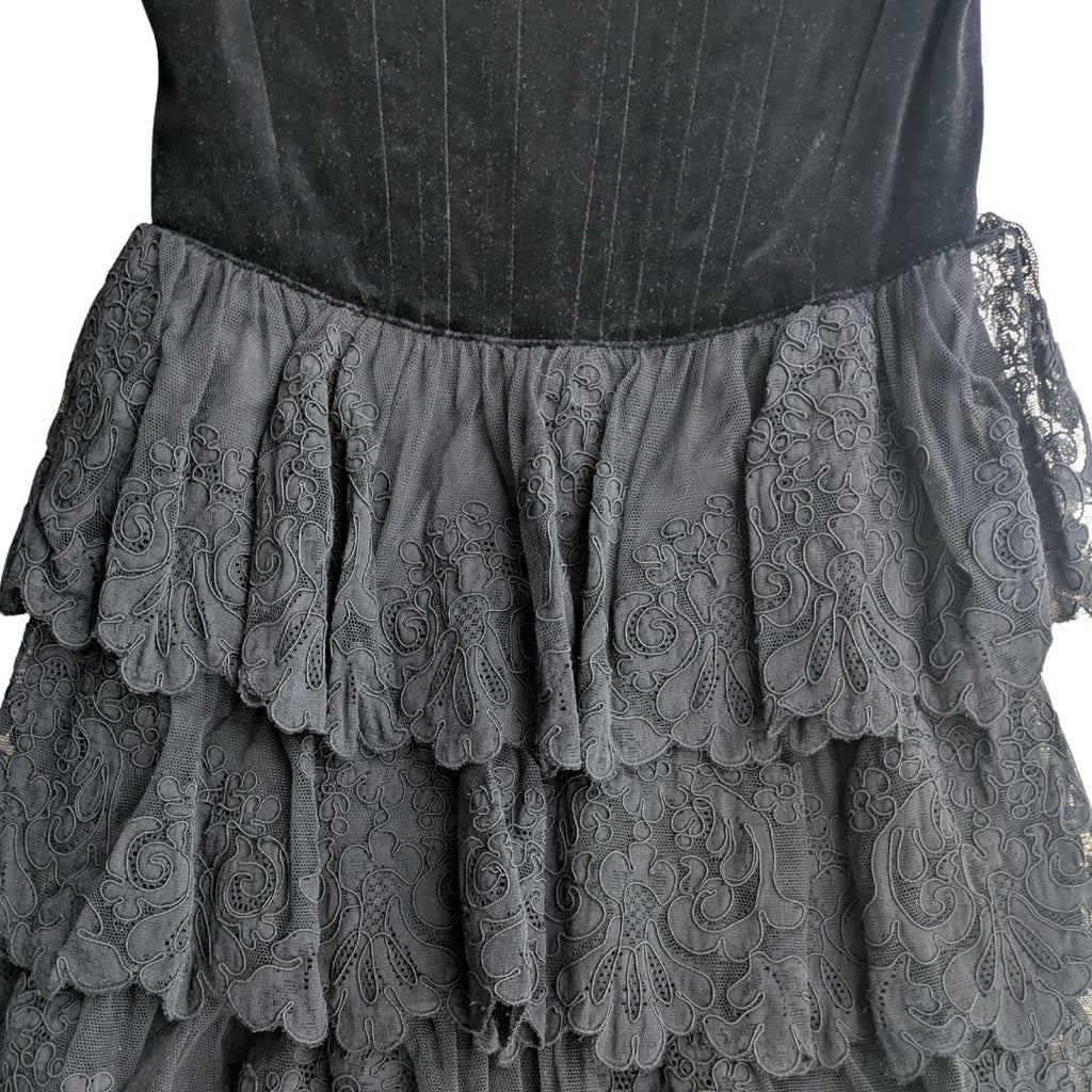 Dorothée Bis Runway Fall/Winter 1991/92 Dark Romantic Velvet Mini Dress